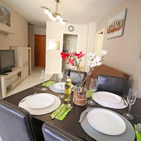 Fantastico Y Acogedor Apartamento Apolo Vii Apartment